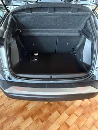 PEUGEOT 2008 usata, con USB