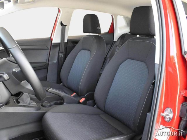 SEAT Ibiza usata, con Autoradio digitale