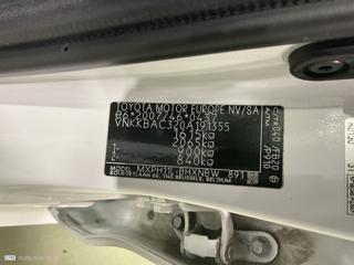 TOYOTA Yaris usata, con Cruise Control