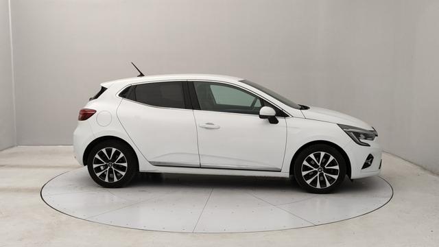 RENAULT Clio usata, con Autoradio