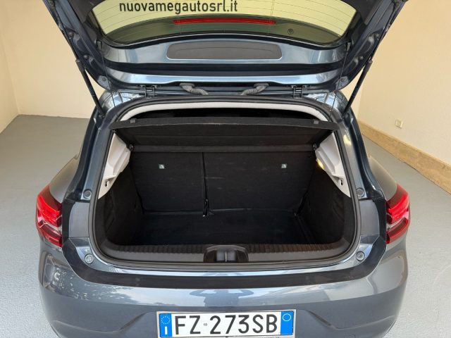 RENAULT Clio usata, con Controllo trazione