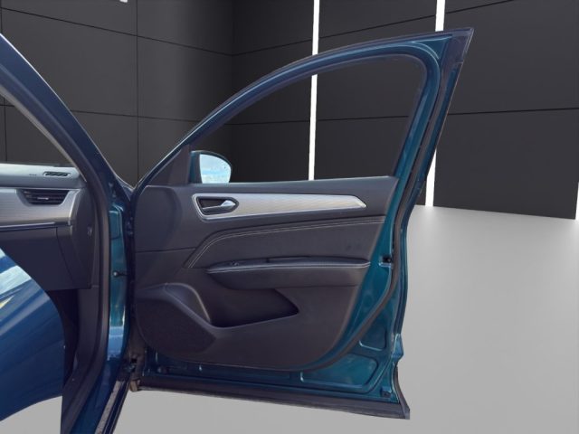 RENAULT Arkana usata, con USB