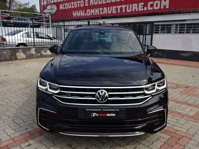 VOLKSWAGEN Tiguan usata, con Airbag