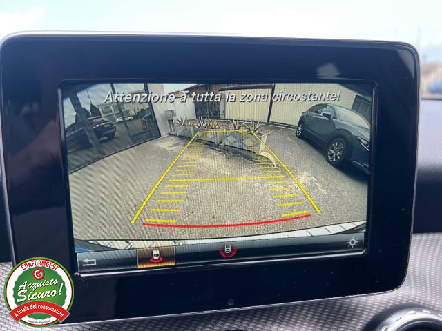 MERCEDES-BENZ GLA 180 usata, con Boardcomputer