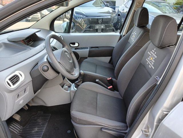 RENAULT Modus usata, con Boardcomputer