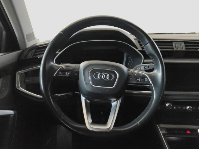 AUDI Q3 usata 11