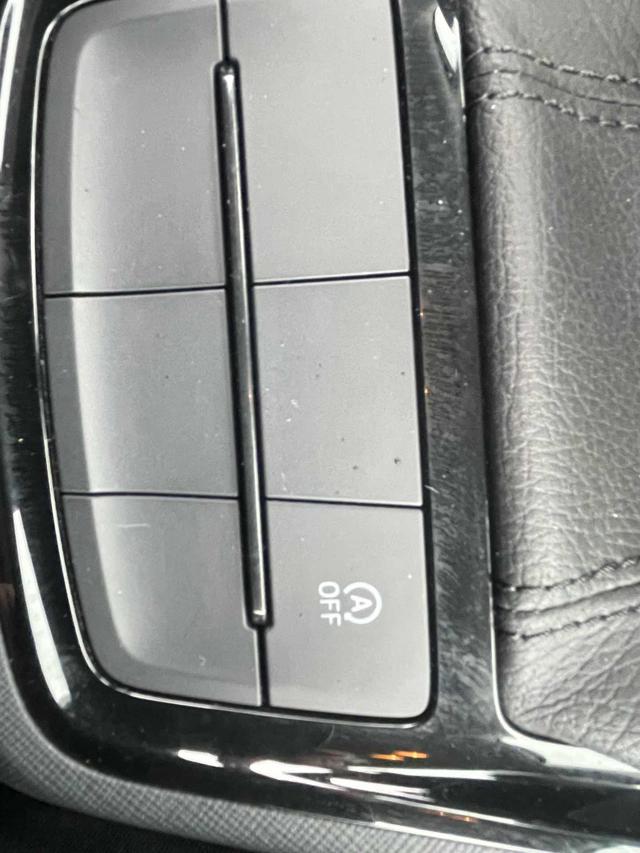 SKODA Kamiq usata, con Park Distance Control