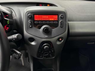 TOYOTA Aygo usata 11