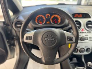 OPEL Corsa usata, con Specchietti laterali elettrici