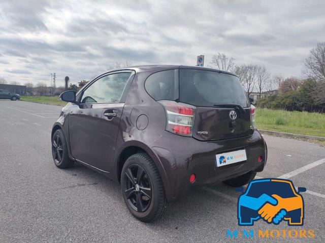 TOYOTA iQ usata, con Cerchi in lega