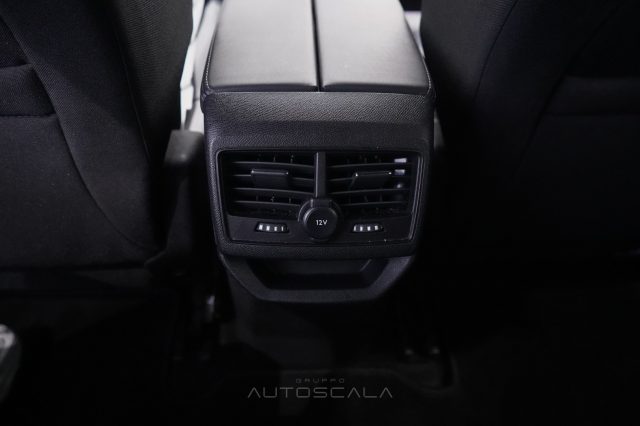 PEUGEOT 3008 usata, con Specchietti laterali elettrici