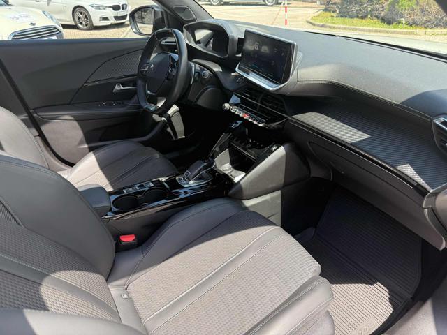 PEUGEOT 2008 usata 28
