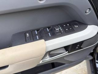 LAND ROVER Defender usata, con Cronologia tagliandi