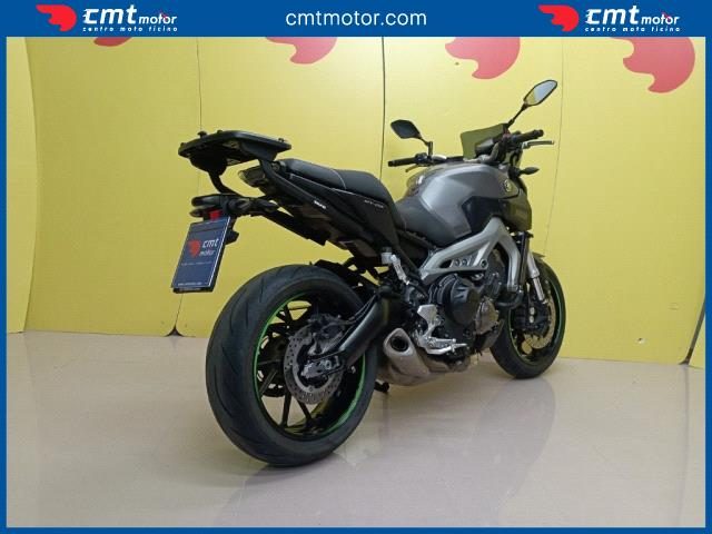 YAMAHA MT-09 usata 3
