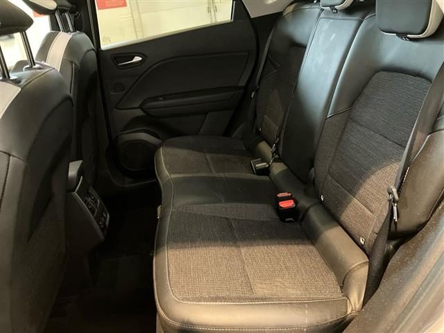 RENAULT Captur usata 11
