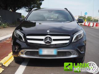 MERCEDES-BENZ GLA 200 usata 8