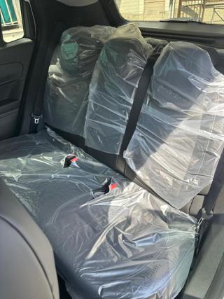 JEEP Avenger usata, con Volante in pelle
