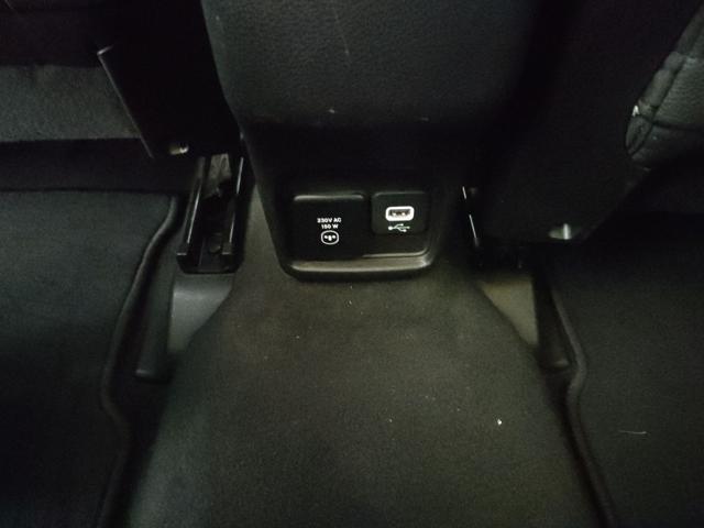 JEEP Compass usata, con Volante in pelle