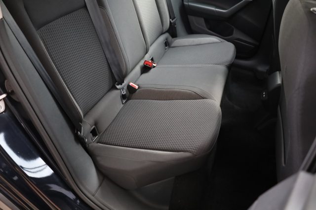 VOLKSWAGEN Taigo usata 75