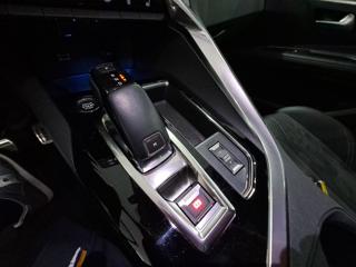 PEUGEOT 5008 usata, con Autoradio