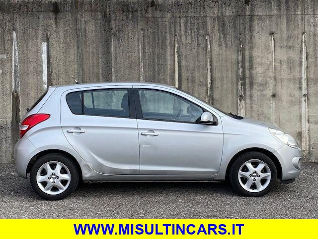 HYUNDAI i20 usata, con Airbag Passeggero