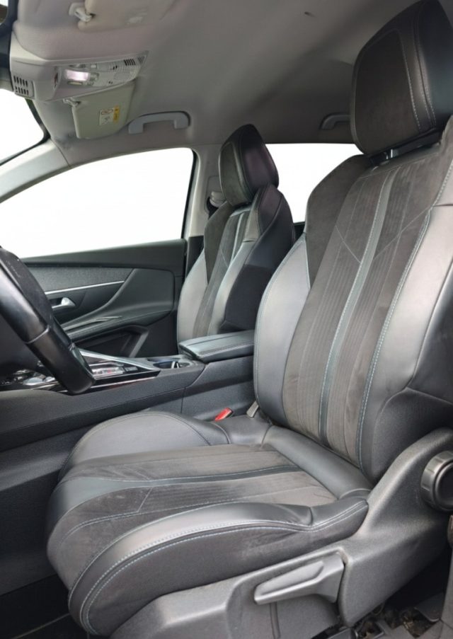 PEUGEOT 5008 usata, con Controllo automatico clima