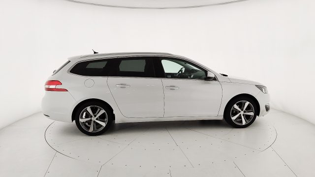 PEUGEOT 308 usata, con Cerchi in lega
