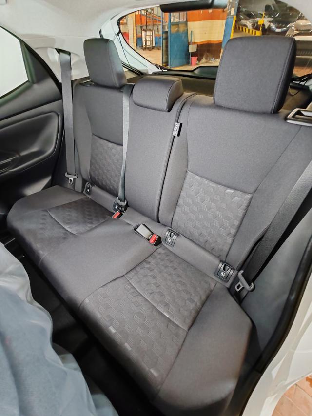 TOYOTA Yaris usata, con ESP