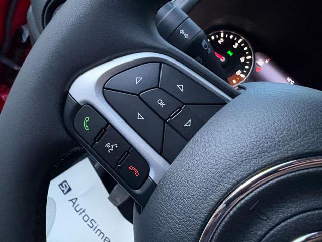 JEEP Renegade usata, con USB