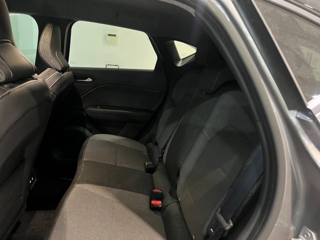 RENAULT Captur usata, con Luci diurne LED