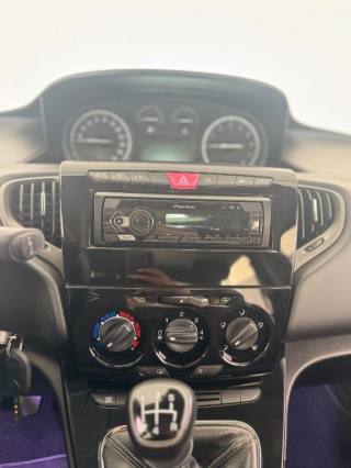 LANCIA Ypsilon usata 13