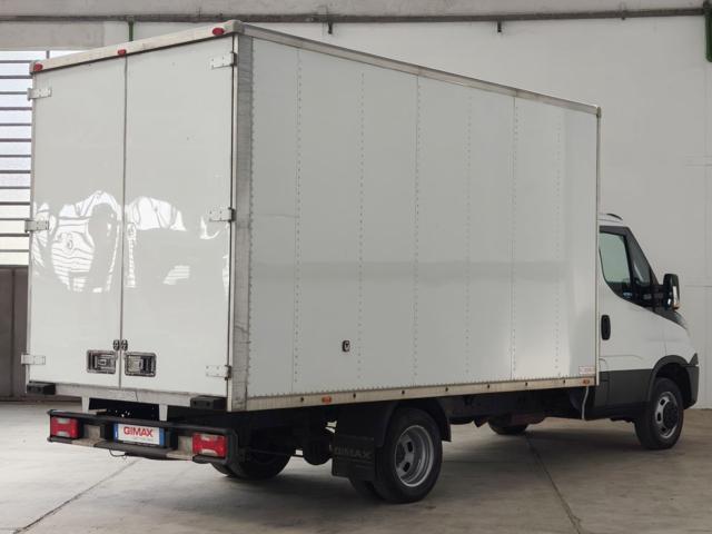 IVECO Daily usata, con Cronologia tagliandi