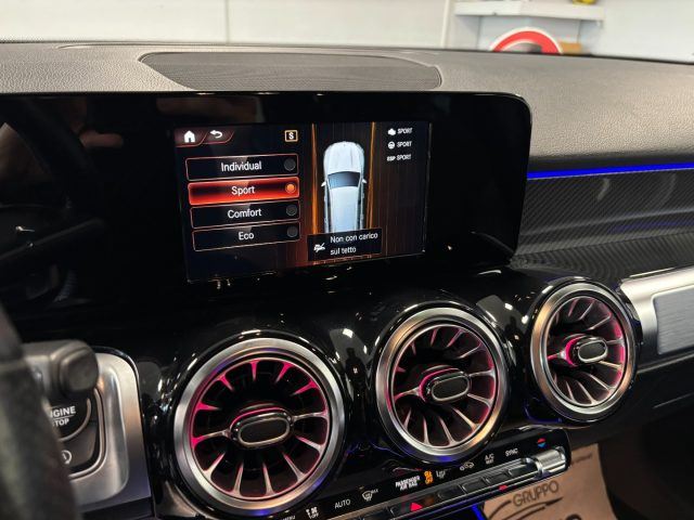 MERCEDES-BENZ GLB 200 usata, con Touch screen