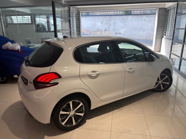 PEUGEOT 208 usata, con Airbag Passeggero