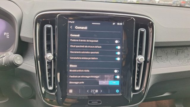 VOLVO XC40 usata, con USB