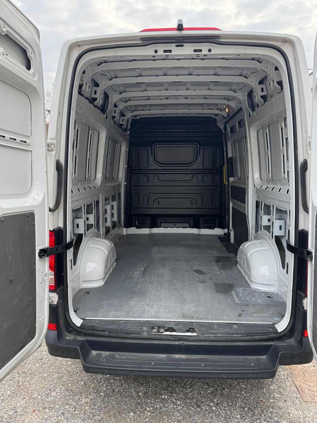 VOLKSWAGEN Crafter usata, con Touch screen