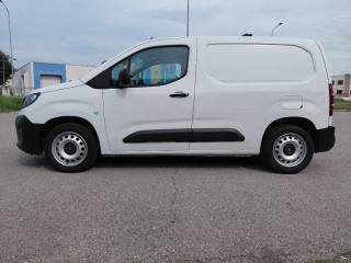 OPEL Combo usata, con Alzacristalli elettrici