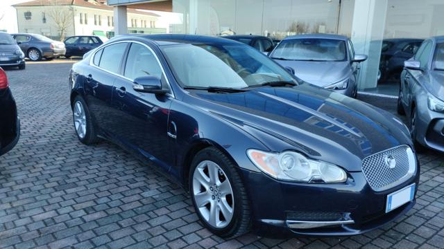 JAGUAR XF usata, con Antifurto