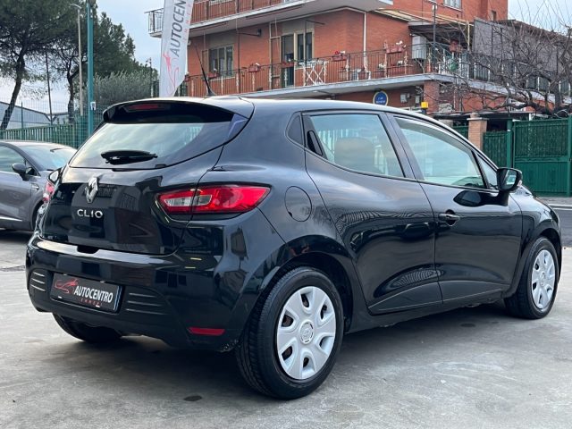RENAULT Clio usata, con Autoradio
