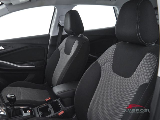 OPEL Grandland X usata 8