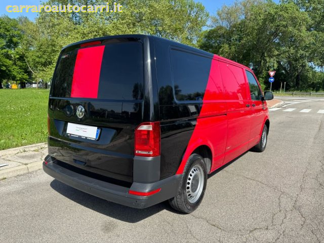VOLKSWAGEN Transporter usata, con Autoradio