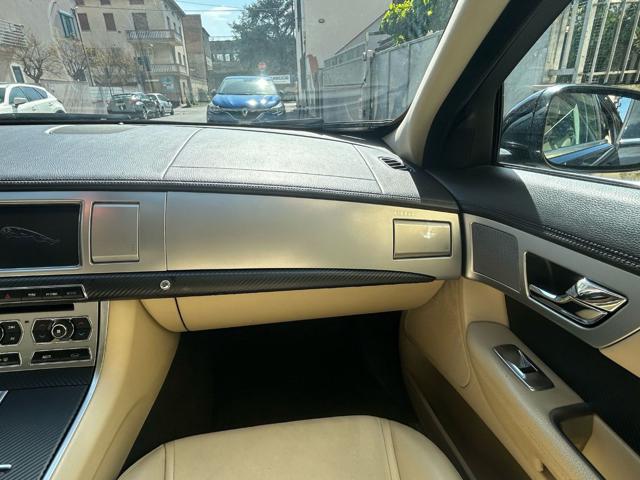 JAGUAR XF usata, con Climatizzatore
