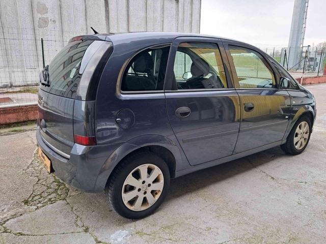 OPEL Meriva usata, con Chiusura centralizzata