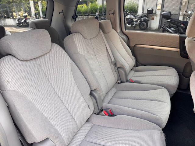 KIA Carnival usata, con Airbag laterali