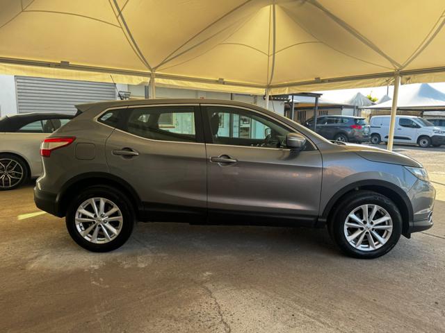 NISSAN Qashqai usata, con Autoradio