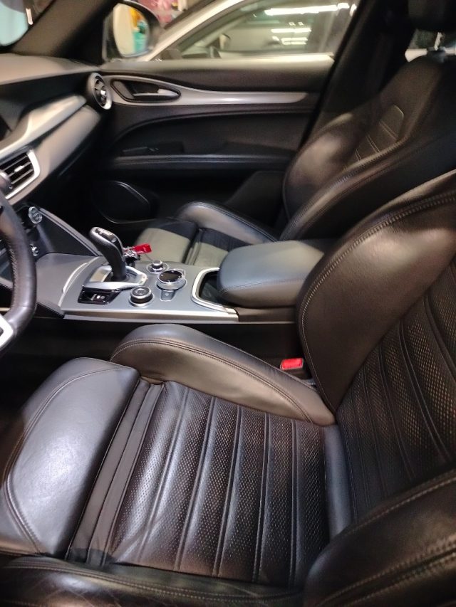 ALFA ROMEO Stelvio usata, con Interni in pelle