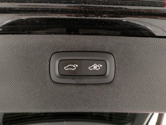 VOLVO XC90 usata, con Touch screen