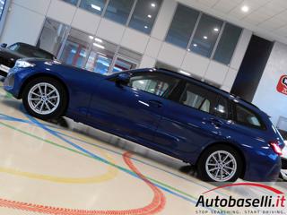 BMW 320 usata, con Sensori di parcheggio anteriori