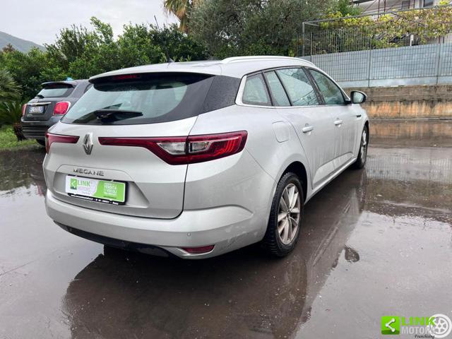 RENAULT Megane usata, con Controllo automatico clima