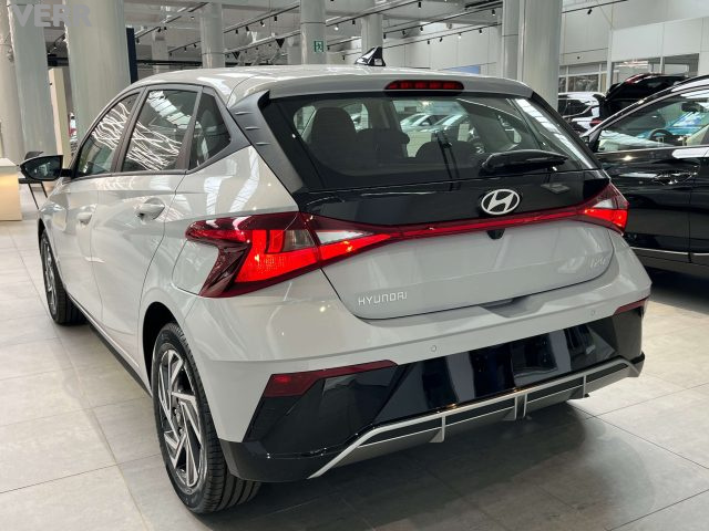 HYUNDAI i20 usata, con Alzacristalli elettrici
